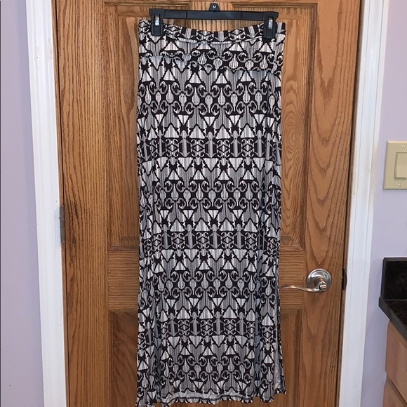 Maxi skirt - Picture 1 of 1